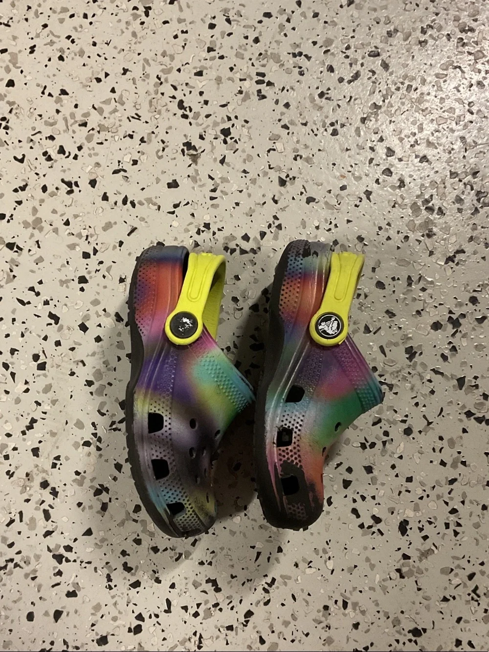 CROCS Kids Tie-Dye Clogs with Yellow Strap 0561